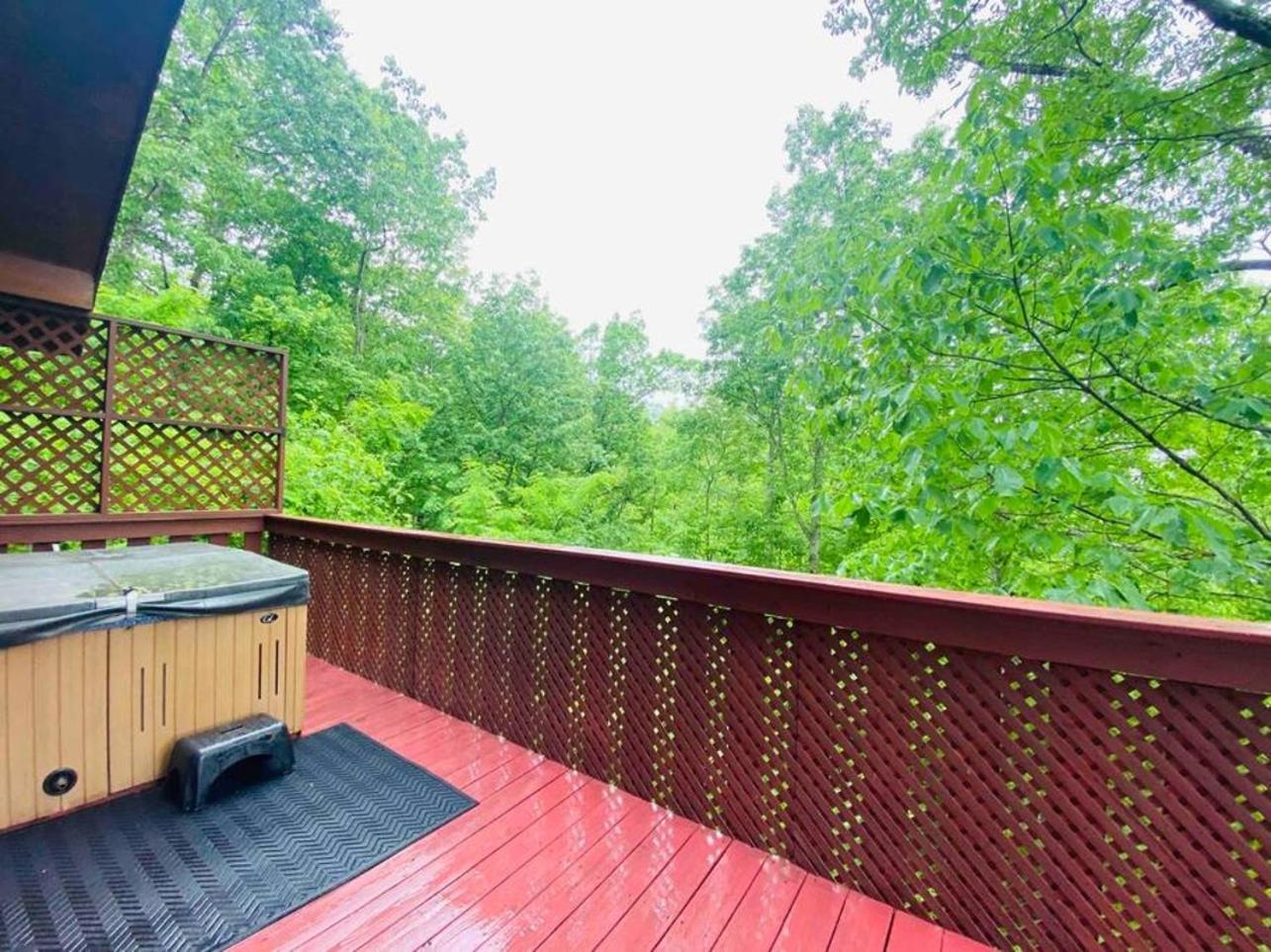 Romantic, Honeymoon In The Smokies! * Gatlinburg