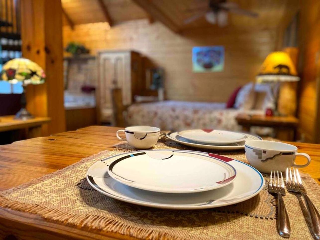 Romantic, Honeymoon In The Smokies! Hébergement de vacances *