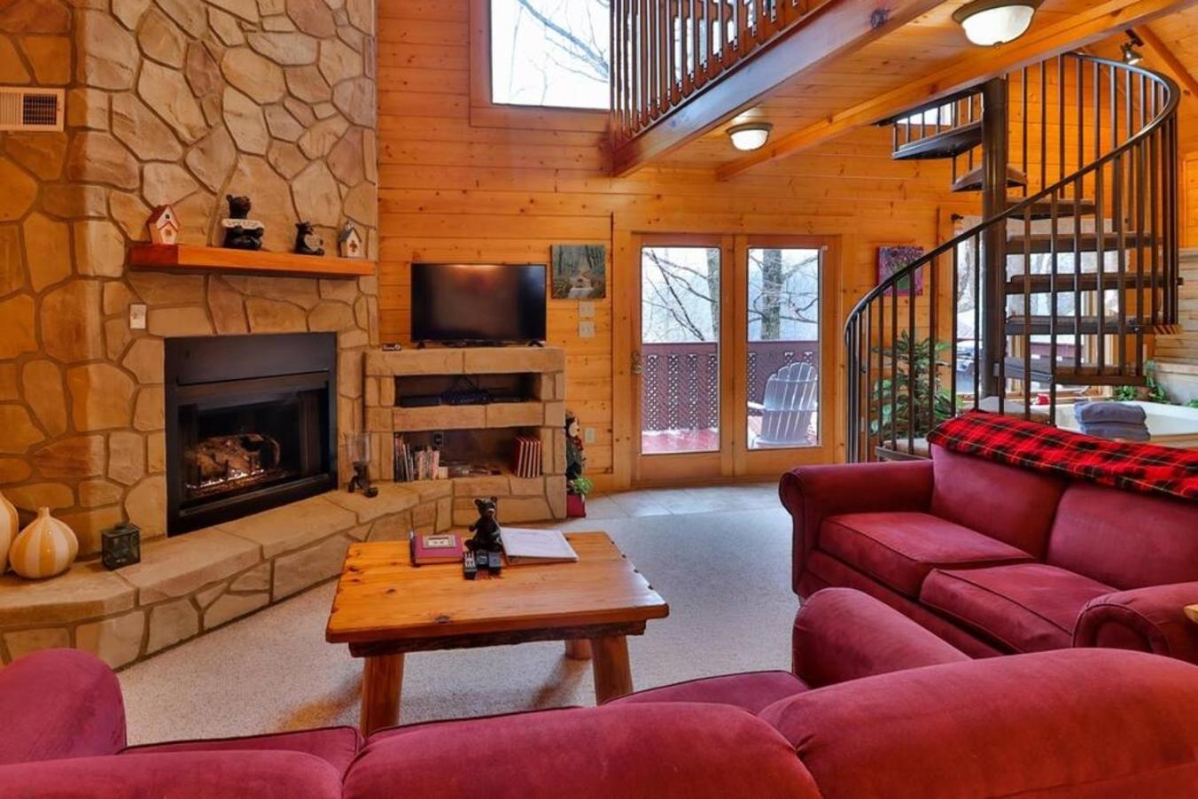 Romantic, Honeymoon In The Smokies! Hébergement de vacances *